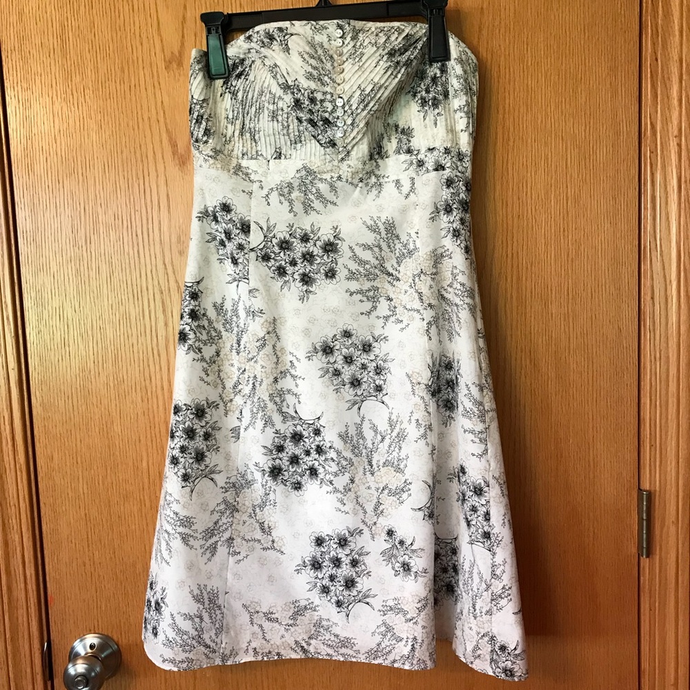 White House black market silk strapless dress 10